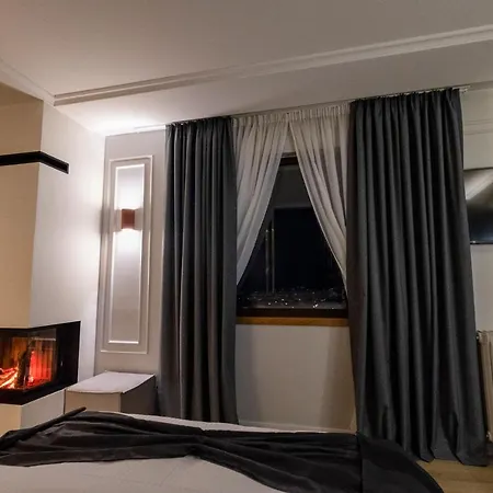 Bujtina Oxhaku Hotel 4*