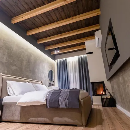 Bujtina Oxhaku 4* Korça