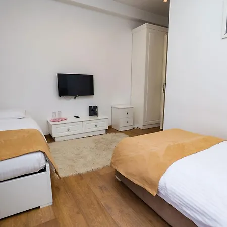 Bujtina Oxhaku 4* Κορυτσά