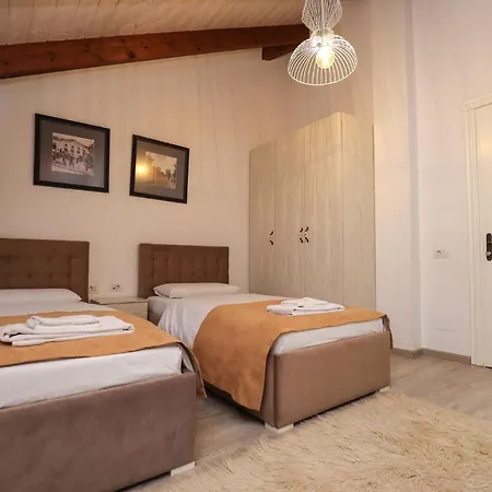 Bujtina Oxhaku Hotel