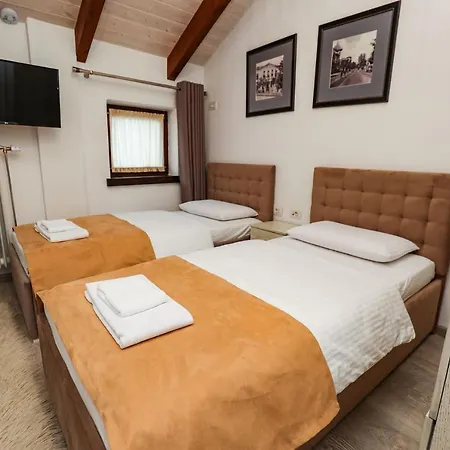 Bujtina Oxhaku Hotel 4*