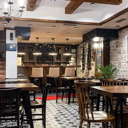 Ξενοδοχείο Bujtina Oxhaku Κορυτσά