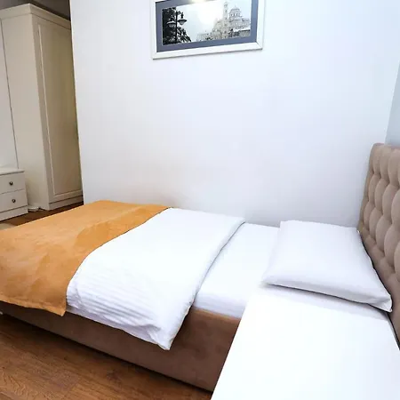 Bujtina Oxhaku 4* Κορυτσά