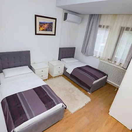 Bujtina Oxhaku 4* Корча