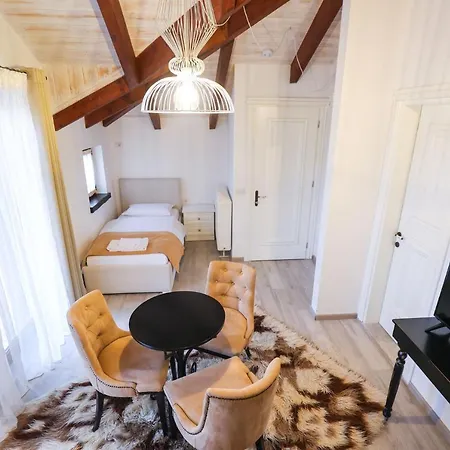 Bujtina Oxhaku 4* Корча