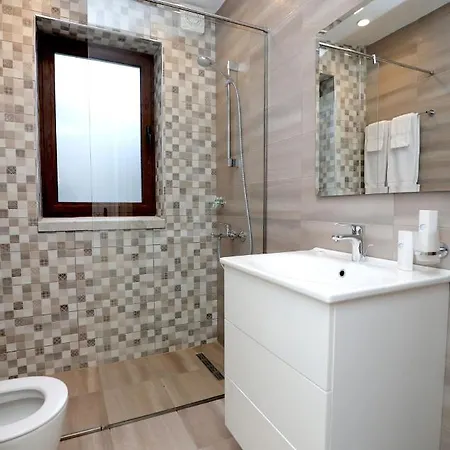 Отель Bujtina Oxhaku 4*