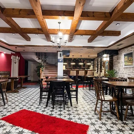 Bujtina Oxhaku Hotel